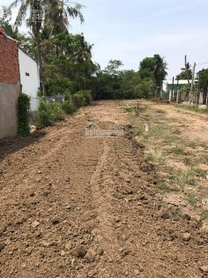 Cho thuê đất mặt bằng kinh doanh đường Trần Công Tường, Phường 5, Thị Xã Gò Công, Tiền Giang