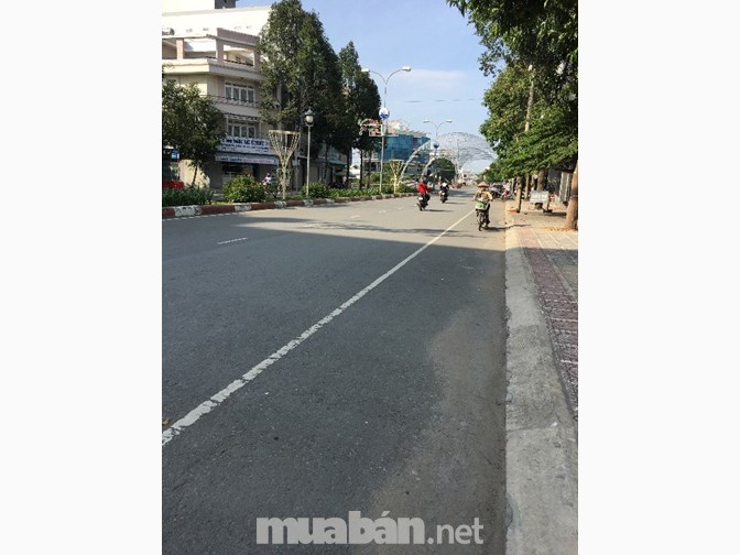 Đât bán mặt tiền đường trương định