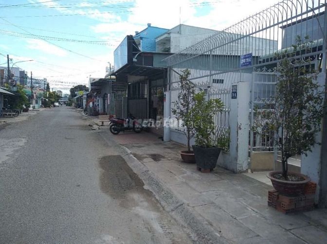 Cho thuê nhà nguyên căn Lộ Đất P6 Mỹ Tho