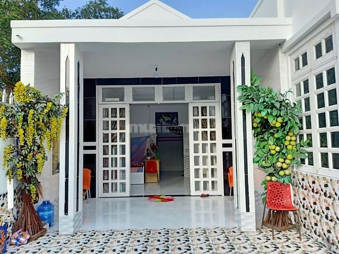 Bán nhà 8,2x19m đẹp Giá 1 Tỷ 250 triệu Gò Công